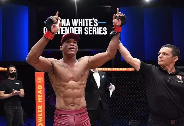 Jailton Almeida : “C'est mon heure de gloire” | UFC 299