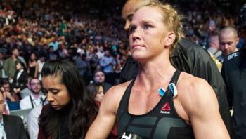 Holly Holm compare Kayla Harrison à Ronda Rousey avant l'UFC 300 : “Ce sont deux combattantes très différentes”