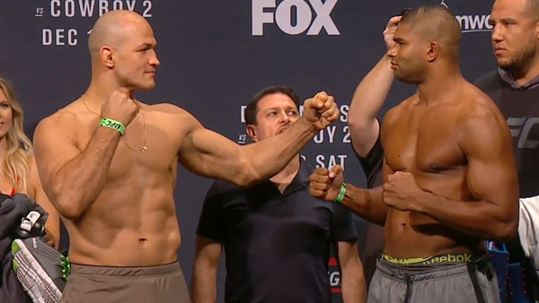 Junior Dos Santos vs. Alistair Overeem