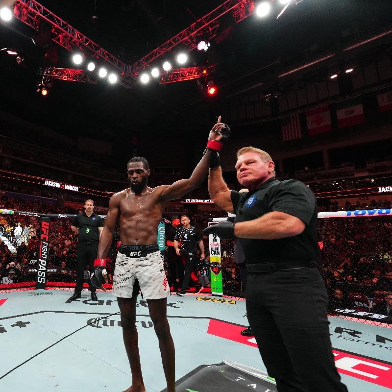 Montel Jackson brise l’invincibilité de Daniel Marcos à l’UFC on ESPN 67 et enchaîne une sixième victoire | Des Moines