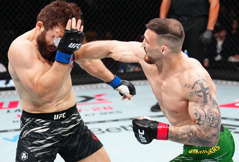 Modestas Bukauskas remporte une décision partagée controversée face à Ion Cutelaba à l’UFC 315 | Montreal