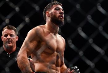Nassourdine Imavov officiellement désigné remplaçant pour le combat Du Plessis vs Chimaev à l’UFC 319