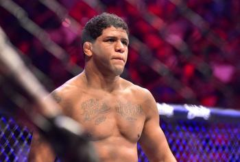 Gilbert Burns revient sur sa défaite contre Khamzat Chimaev et ses conséquences | Las Vegas