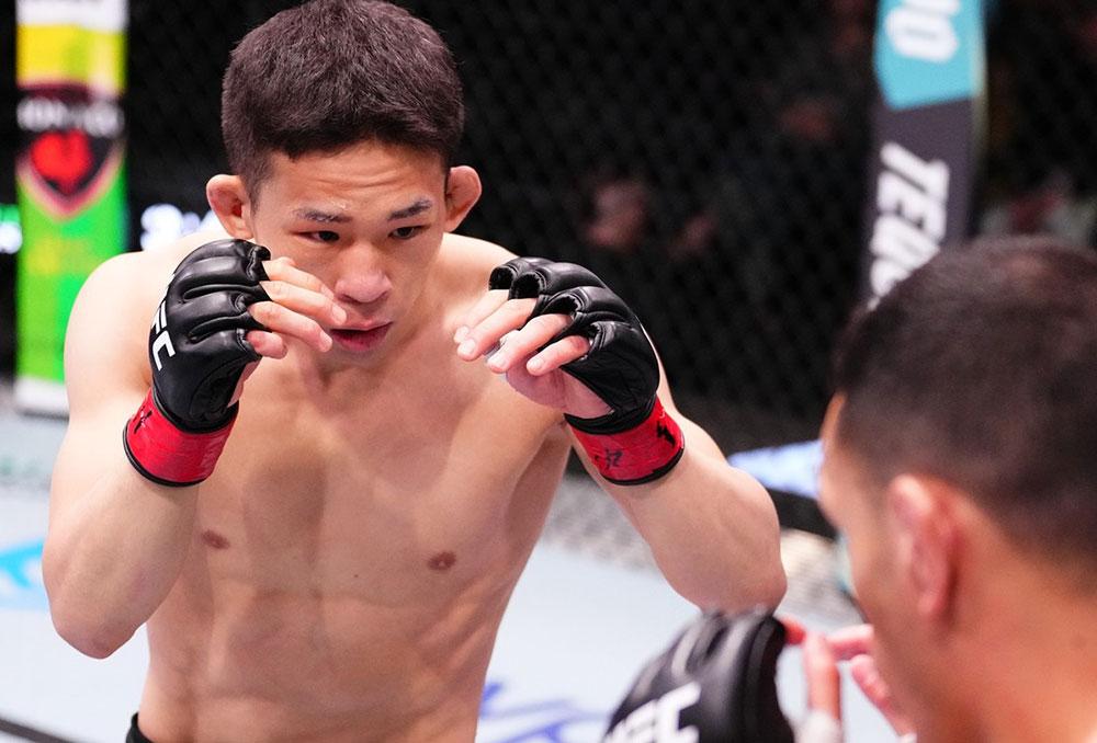Hyun Sung Park signe une victoire éclair par soumission contre Carlos Hernandez et reste invaincu à 10-0 | Las Vegas