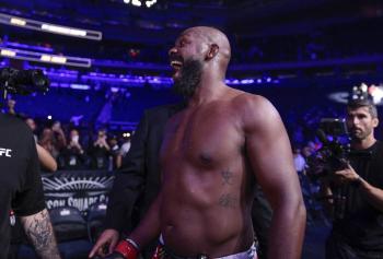 Jon Jones provoque Tom Aspinall et laisse entendre un retour facile à l’UFC avec une victoire assurée