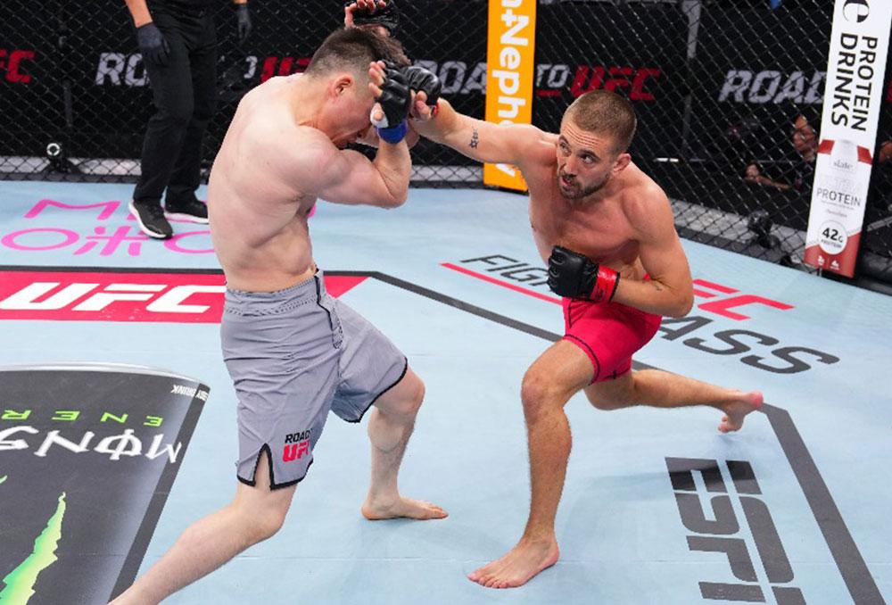 Sebastian Szalay s’impose face à Baergeng Jieleyisi et se qualifie pour les demi-finales | RTU 4