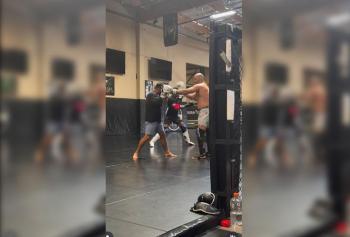 Sean Strickland impressionné par Mike Perry après un sparring : « Ce gars est plus dur que moi »