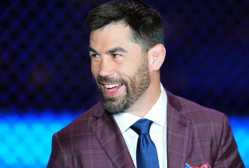 Dominick Cruz réagit avec classe après que Jon Anik ait désigné Merab Dvalishvili comme meilleur poids coq