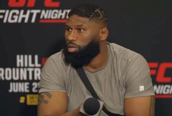 Curtis Blaydes presse l’UFC de retirer le titre à Jon Jones, jugeant sa longue inactivité néfaste | UFC on ABC 8