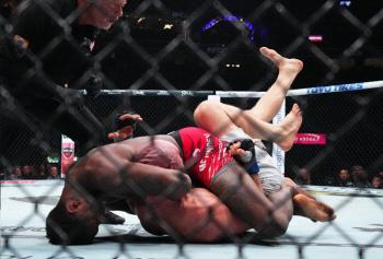 Terrance McKinney finalise Viacheslav Borshchev en 55 secondes par guillotine à l’UFC 317 | Las Vegas