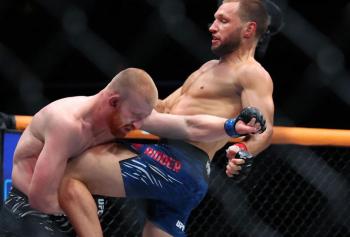 Bo Nickal répond à sa première défaite en carrière avec une vidéo humoristique où il rejoue son propre knockout