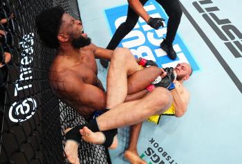 Valter Walker soumet Kennedy Nzechukwu en moins d'une minute avec une clé de talon fulgurante à l'UFC on ESPN 70 | Nashville