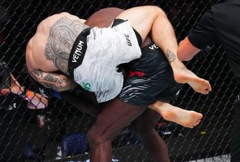 Jake Matthews s'impose avec une soumission fulgurante sur Chidi Njokuani lors de l'UFC Nashville