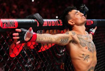Max Holloway est certain que Dustin Poirier acceptera une guerre totale pour conclure leur trilogie à l'UFC 318