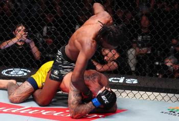 Le recordman des victoires chez les mi-moyens, Neil Magny, ajoute un vingt-troisième succès à son impressionnant palmarès | UFC on ESPN 71