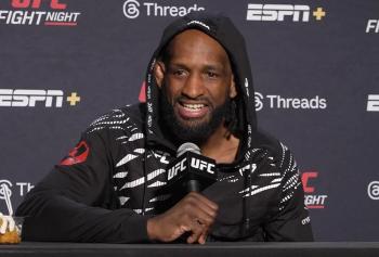 Après sa victoire par TKO à l'UFC, Neil Magny, 38 ans, a un objectif clair : réintégrer le top 15 des mi-moyens | UFC on ESPN 71