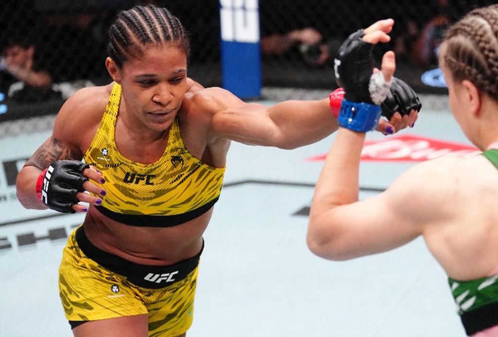 Gabriella Fernandes s'impose avec maîtrise face à Julija Stoliarenko | UFC on ESPN 72