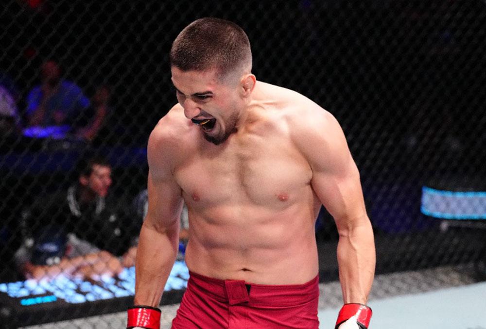 Baisangur Susurkaev signe le premier TKO de la saison du Contender Series avec un coup de pied frontal dévastateur | DWCS 77