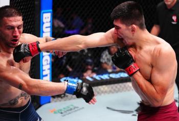 Le jeune espoir Ty Miller préserve son bilan parfait après une guerre d'usure face à un solide Jimmy Drago | DWCS 77