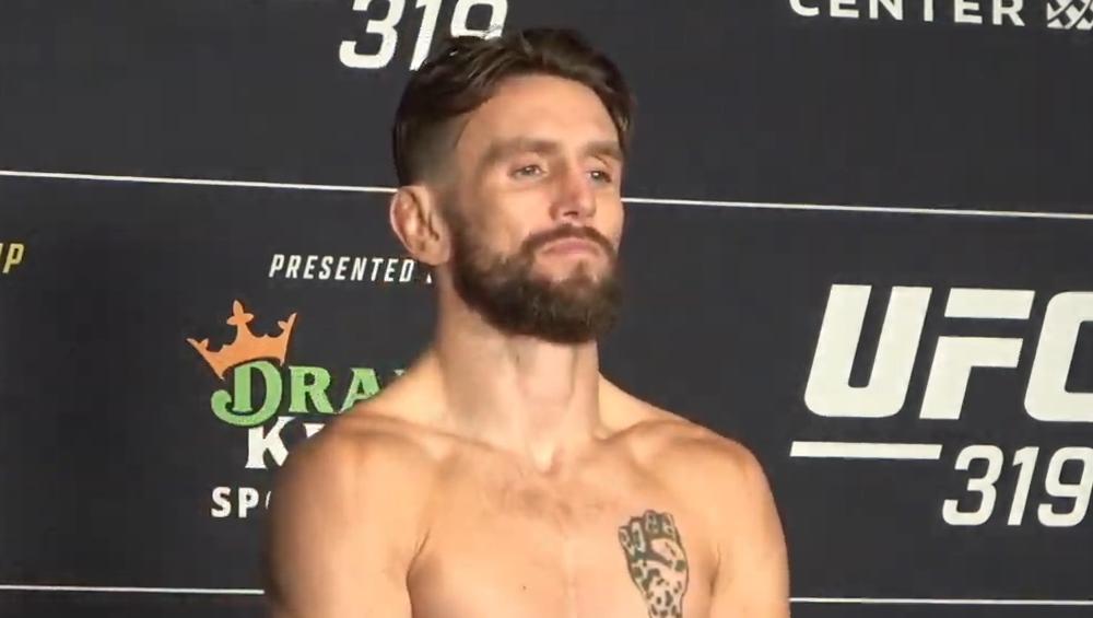 UFC 319 - La pesée : résultats, vidéos, faceoffs | Chicago