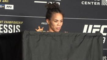 UFC 319 - La pesée : résultats, vidéos, faceoffs | Chicago