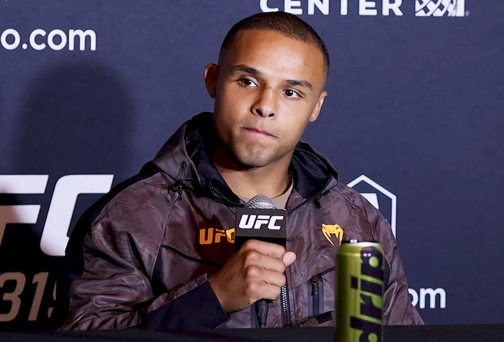 Rodrigo Sezinando, forgé par l'épreuve de “The Ultimate Fighter”, se livre avant la grande finale de l'UFC 319