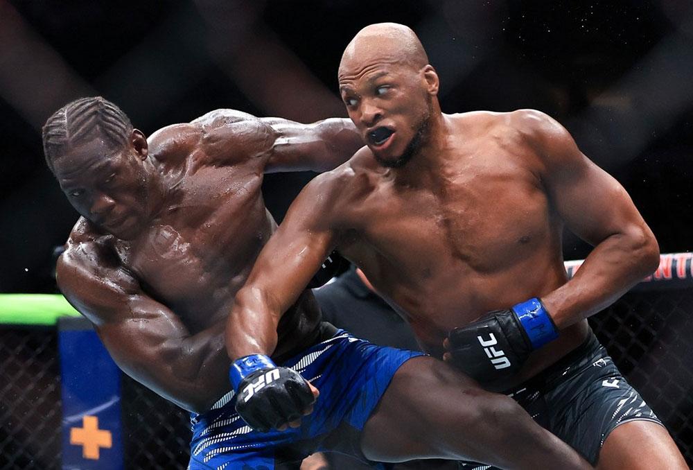 Michael Page s’impose par décision unanime face à Jared Cannonier | UFC 319