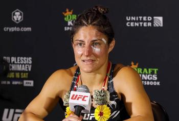 Loopy Godinez après sa victoire sur Jessica Andrade : “Je suis ici pour marquer les esprits et viser le sommet de la catégorie” | UFC 319