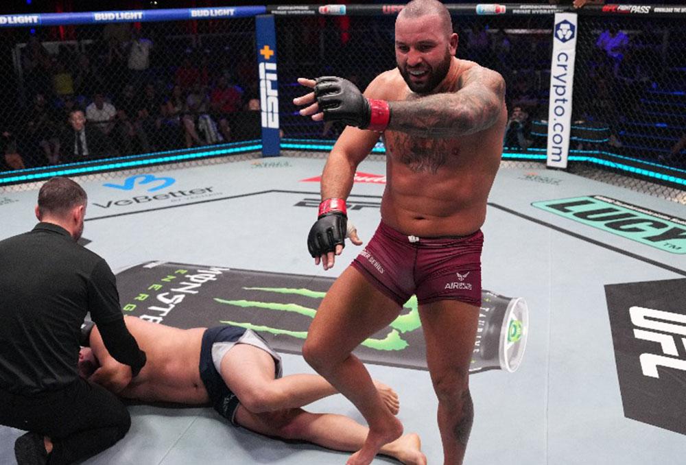Une sixième victoire consécutive pour Josh Hokit qui s'impose avec la manière face à Guilherme Uriel | DWCS 78