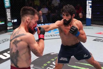 Jose Delano offre une performance magistrale et dominante pour s'imposer face à Manuel Exposito. | DWCS 78