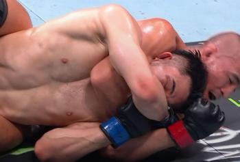 Dom Mar Fan s'impose par décision unanime contre Jae Hyun Park dans une demi-finale de Road to UFC très disputée au sol | RTU