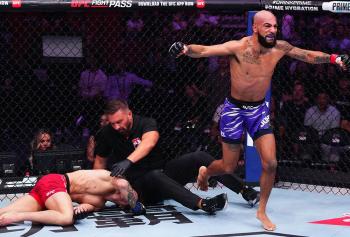 Charles Johnson renverse la situation et met Lone’er Kavanagh KO à l'UFC Shanghai