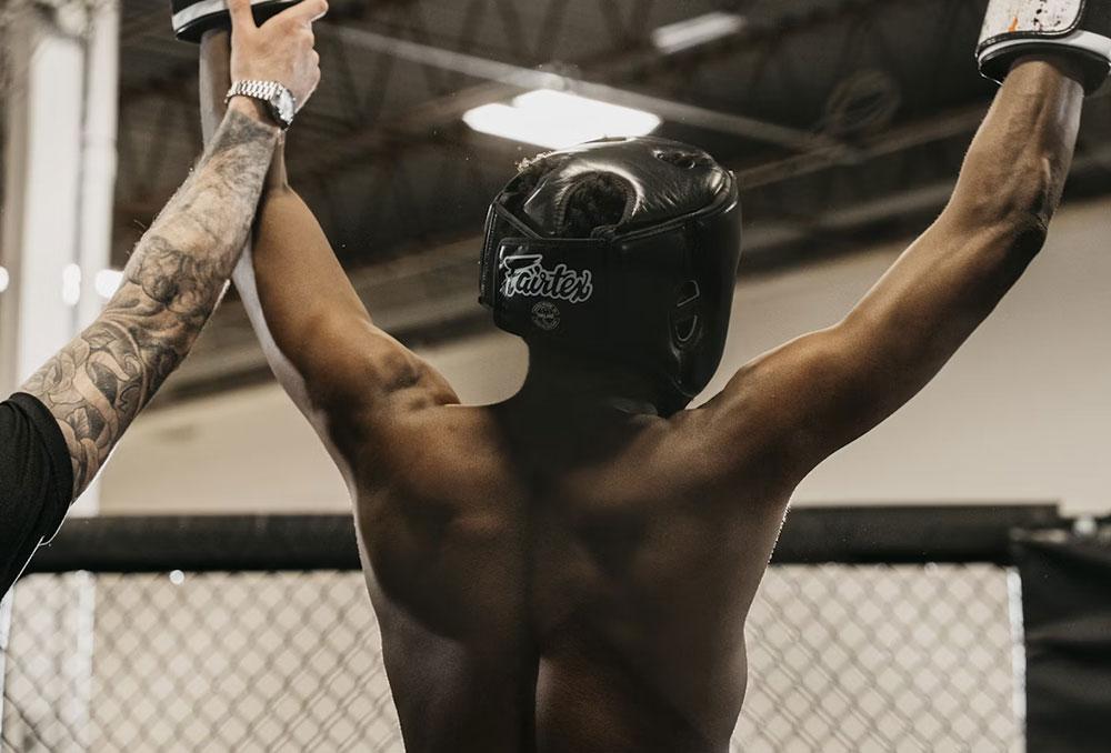 En France, le MMA s'impose comme un nouveau marqueur culturel