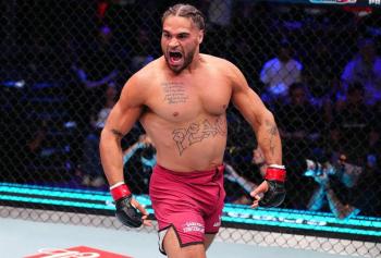 Victoire expéditive de Donte Johnson sur Darion Abbey par TKO en une minute | DWCS 79