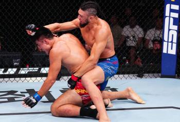 Johnny Walker justifie sa tentative de takedown et nie toute intention de tricherie | UFC Shanghai