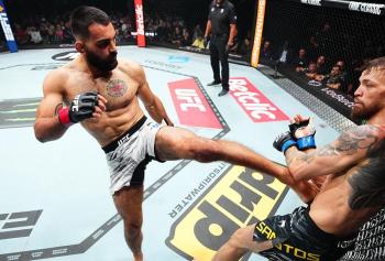 Benoît Saint Denis enflamme Paris et s'impose par soumission lors du co-main event de l'UFC Paris