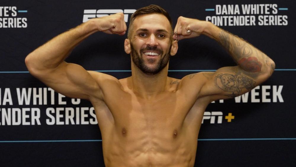Hecher Sosa et Mackson Lee s'affrontent dans un choc de styles explosif chez les poids coqs | DWCS 82