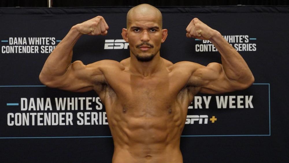 Mahamed Aly et Iwo Baraniewski risquent leur fiche parfaite pour un contrat UFC | DWCS 82