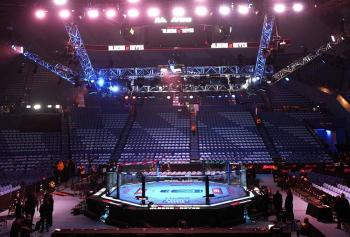 L'UFC bat des records à Perth, Carlos Ulberg vise déjà une chance au titre et Jimmy Crute se libère