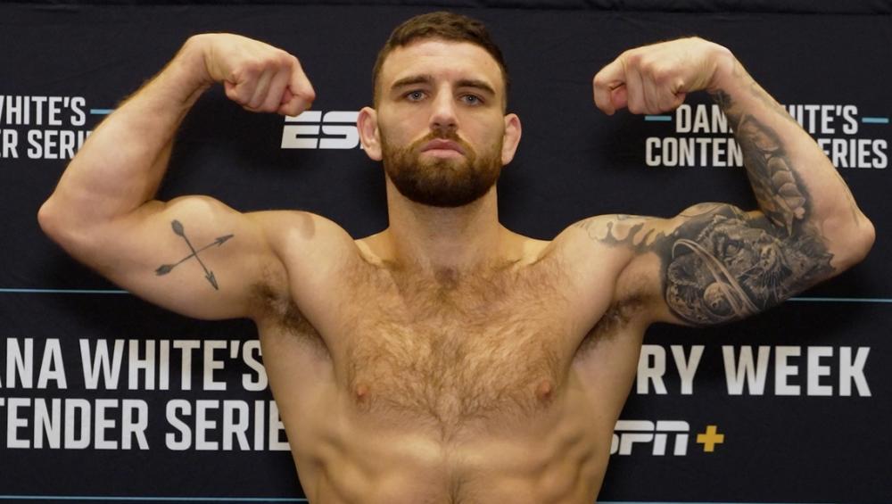 Un contrat à l'UFC en jeu : Luke Fernandez affronte Rafael Pergentino dans un duel déséquilibré | DWCS 85