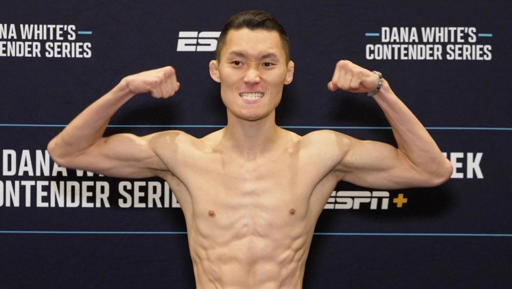 Juan Diaz mise sur sa boxe épurée pour contrer l'agressivité de Won Il Kwon | DWCS 86