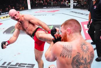 Kyle Nelson s'impose face à Matt Frevola sur fond de controverse | UFC Vancouver