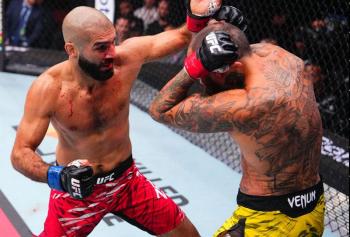Aiemann Zahabi arrache la victoire à Marlon Vera par décision partagée | UFC Vancouver