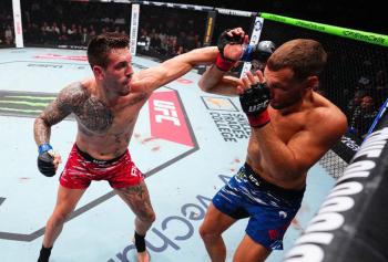 Brendan Allen contraint Reinier de Ridder à l'abandon à la fin du quetrième round | UFC Vancouver
