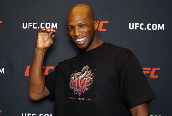 Michael Page voit en Tom Aspinall « la nouvelle génération » capable de dominer comme Jon Jones | UFC 321