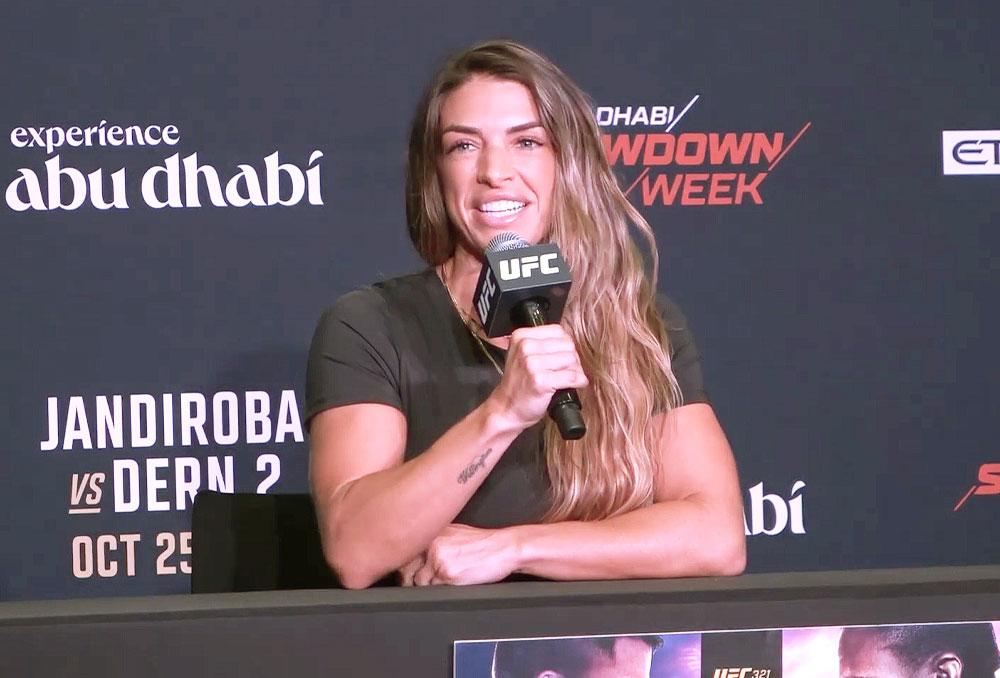 Mackenzie Dern veut marquer l'histoire en devenant la première championne ADCC et UFC | UFC 321