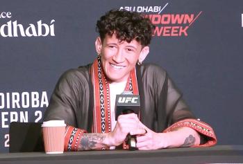 Virna Jandiroba clarifie son objectif : “Je poursuis la ceinture, pas l'adversaire” | UFC 321