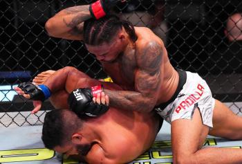 Chris Padilla stoppe Ismael Bonfim par TKO au deuxième round | UFC Vegas 111