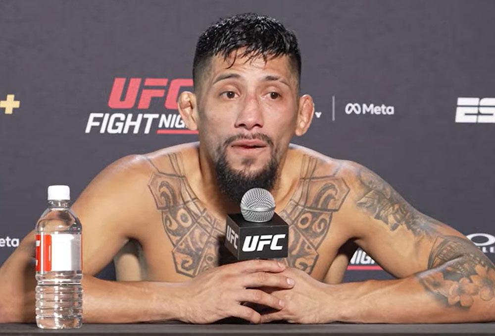 Daniel Marcos décroche sa première soumission en carrière contre Miles Johns | UFC Vegas 111