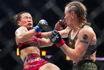 Valentina Shevchenko surclasse Zhang Weili et conserve son titre | UFC 322